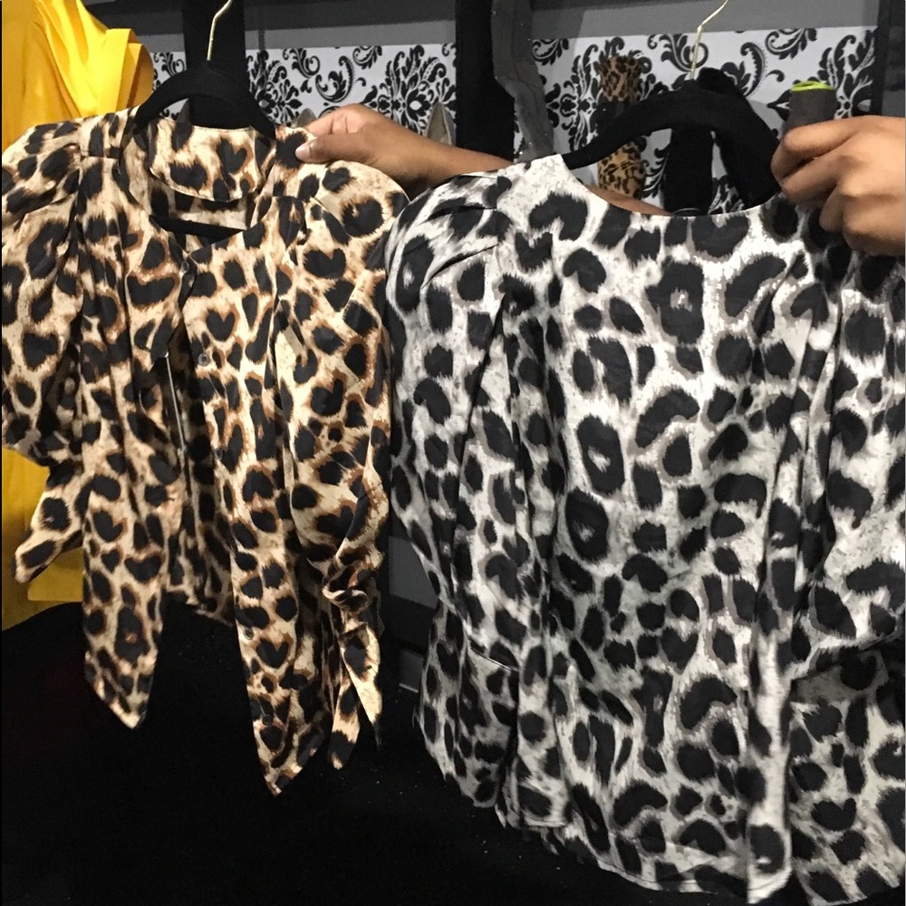 Puff sleeve blouse